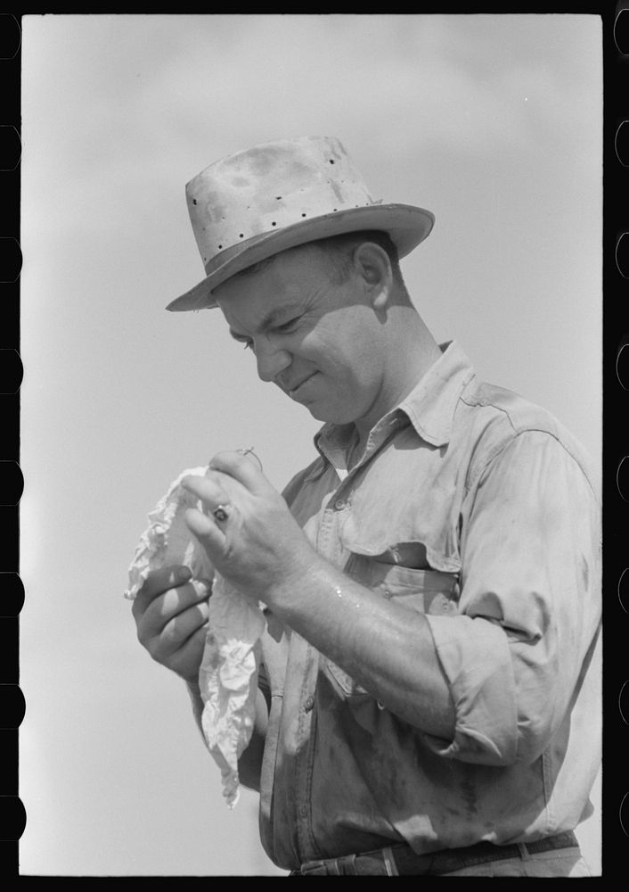 [Untitled photo, possibly related to: Roustabout in the ditch-digging gang, Seminole oil field, Oklahoma] by Russell Lee
