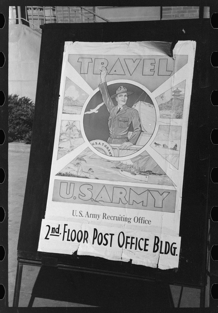 Sign in front of post office, Taylor, Texas by Russell Lee