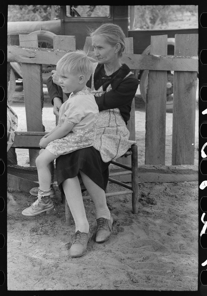 Mrs. Besson, homesteader from Oklahoma, with her grandson; her daughter is married to a homesteader. Pie Town, New Mexico by…