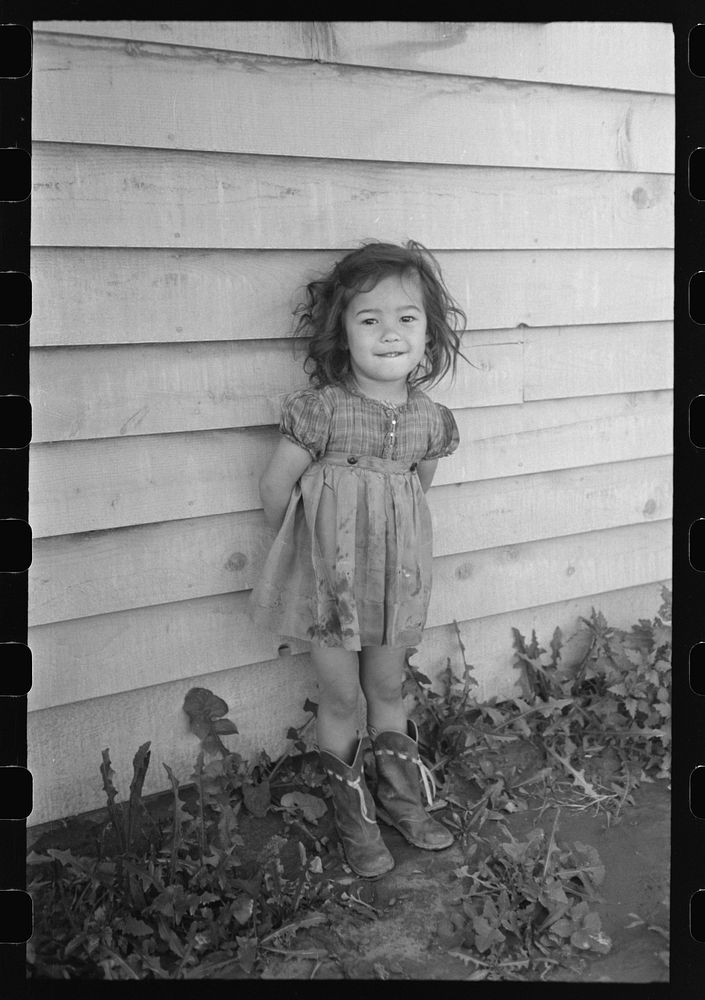 [Untitled photo, possibly related to: Daughter of agricultural worker, Yuma County, Arizona] by Russell Lee