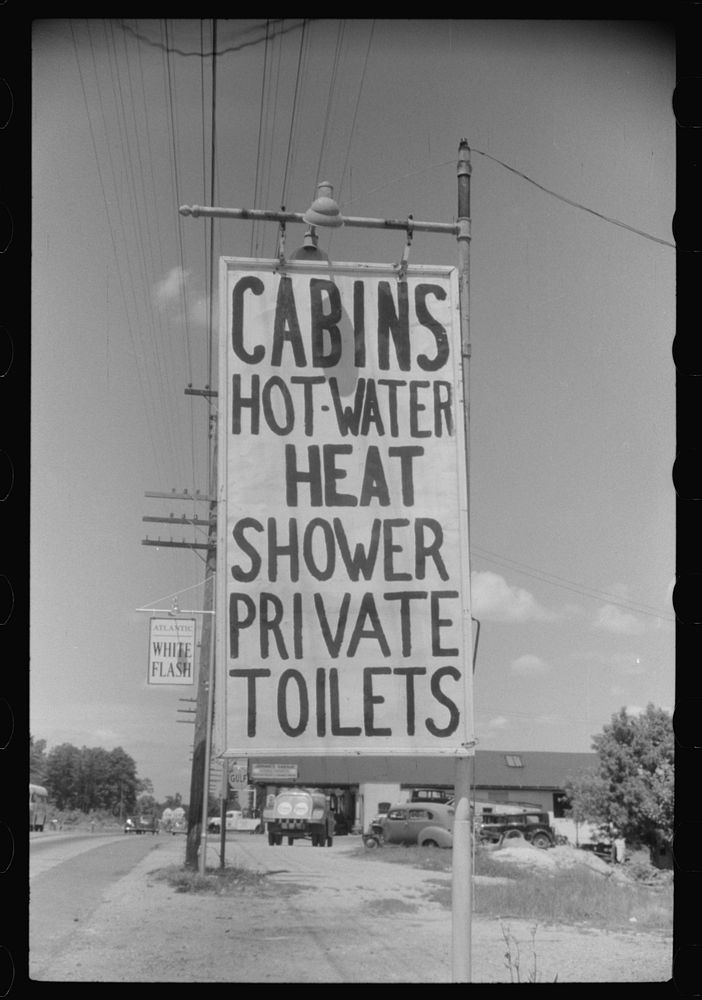 Sign outside a tourist court near Laurel, Maryland, along U.S. 1. Sourced from the Library of Congress.