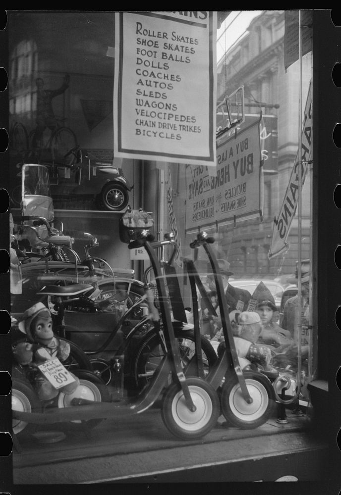A window display for Christmas sale. Providence, Rhode Island. Sourced from the Library of Congress.