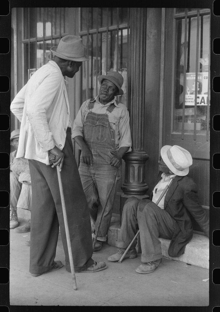 Street scene in Greensboro, Alabama. Sourced from the Library of Congress.