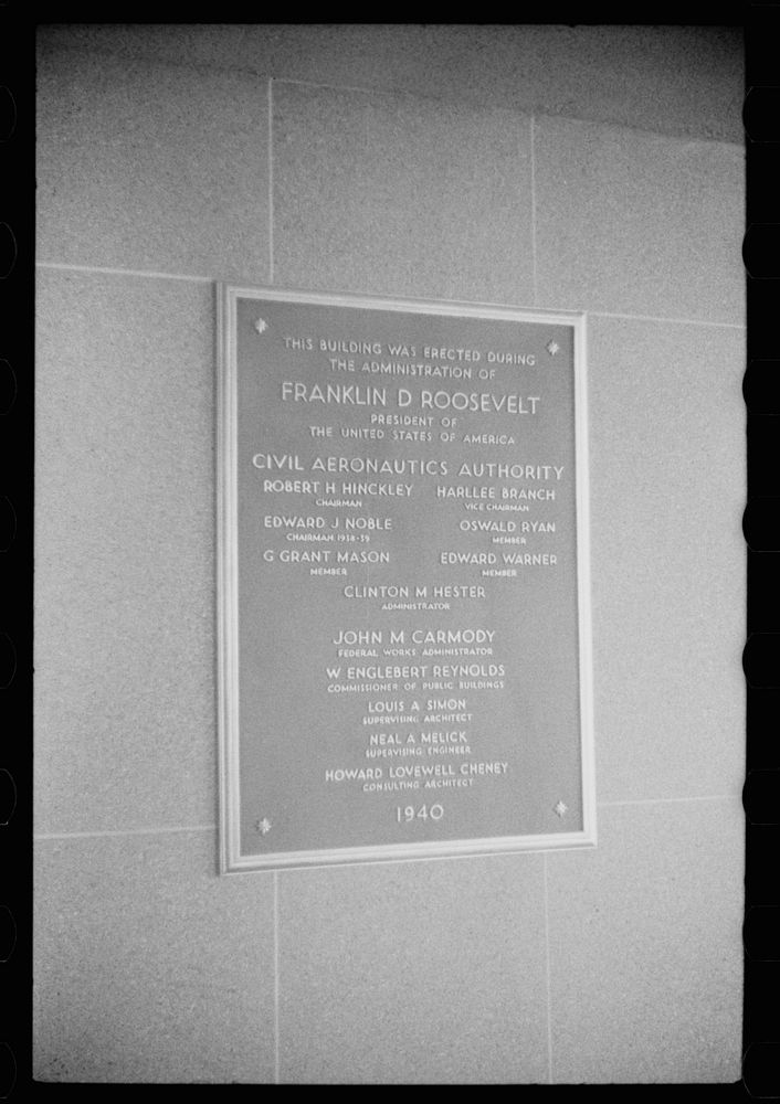 Plaque at the municipal airport in Washington, D.C.. Sourced from the Library of Congress.