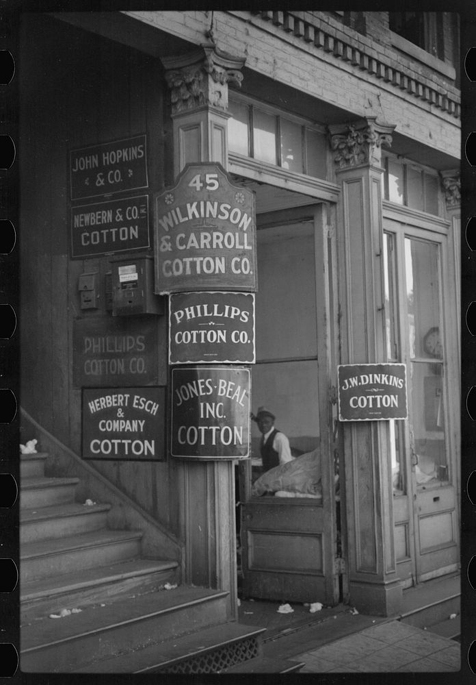 Sign on office building on Cotton Row, Front Street, Memphis, Tennessee. Sourced from the Library of Congress.