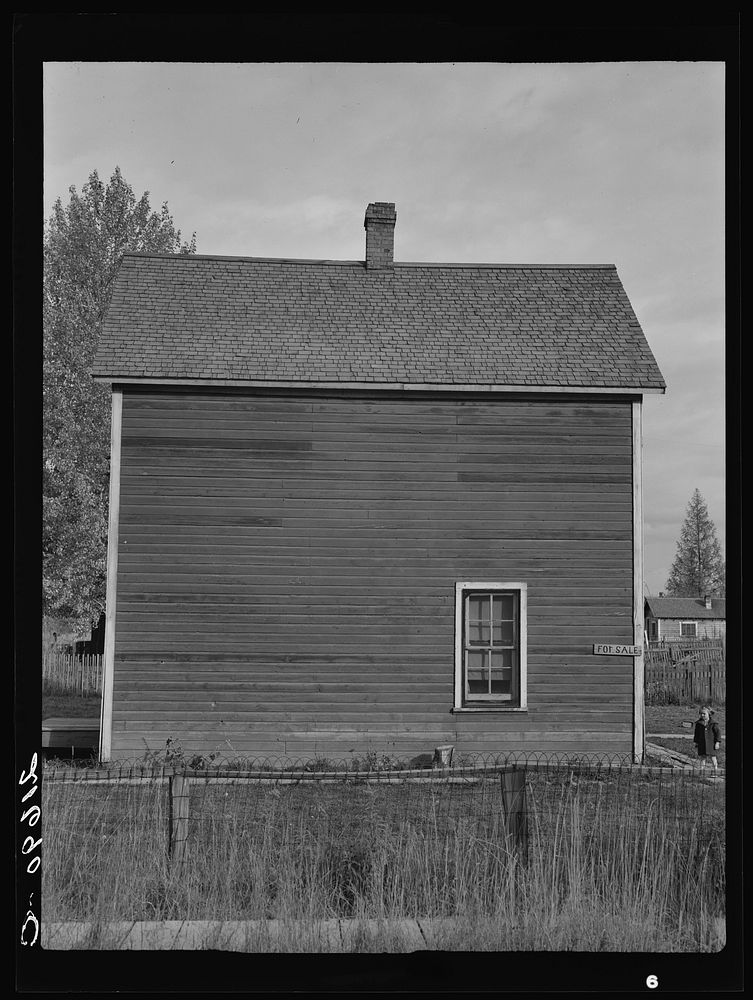 [Untitled photo, possibly related to: Sandpoint, Bonner County, Idaho. Many of those dependent on the mill have turned back…
