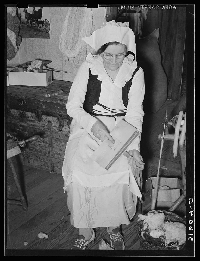 [Untitled photo, possibly related to: Madame Dronet. Carding cotton. Erath, Louisiana] by Russell Lee