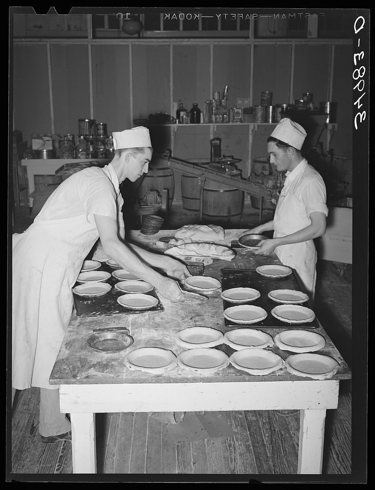 [Untitled photo, possibly related to: Making pie crusts. Bakery, San Angelo, Texas] by Russell Lee