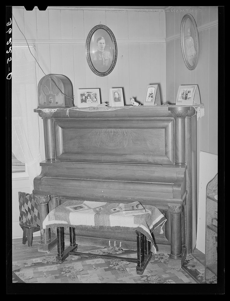 Corner of living room in farm home of tenant purchase client in Maricopa County, Arizona by Russell Lee