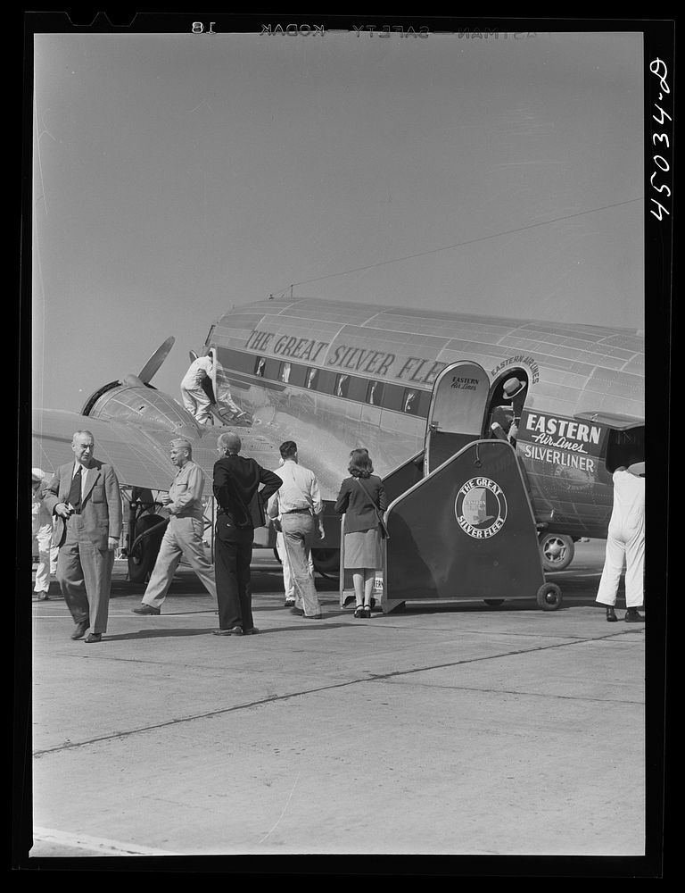 Passengers disembarking. Washington, D.C. municipal airport. Sourced from the Library of Congress.