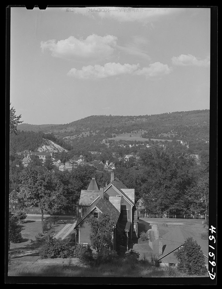 [Untitled photo, possibly related to: View of White River Junction, Vermont]. Sourced from the Library of Congress.