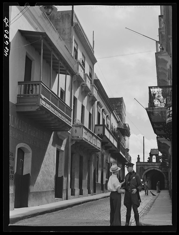 San Juan, Puerto Rico (vicinity). Street scene near La Fortaleza. Sourced from the Library of Congress.