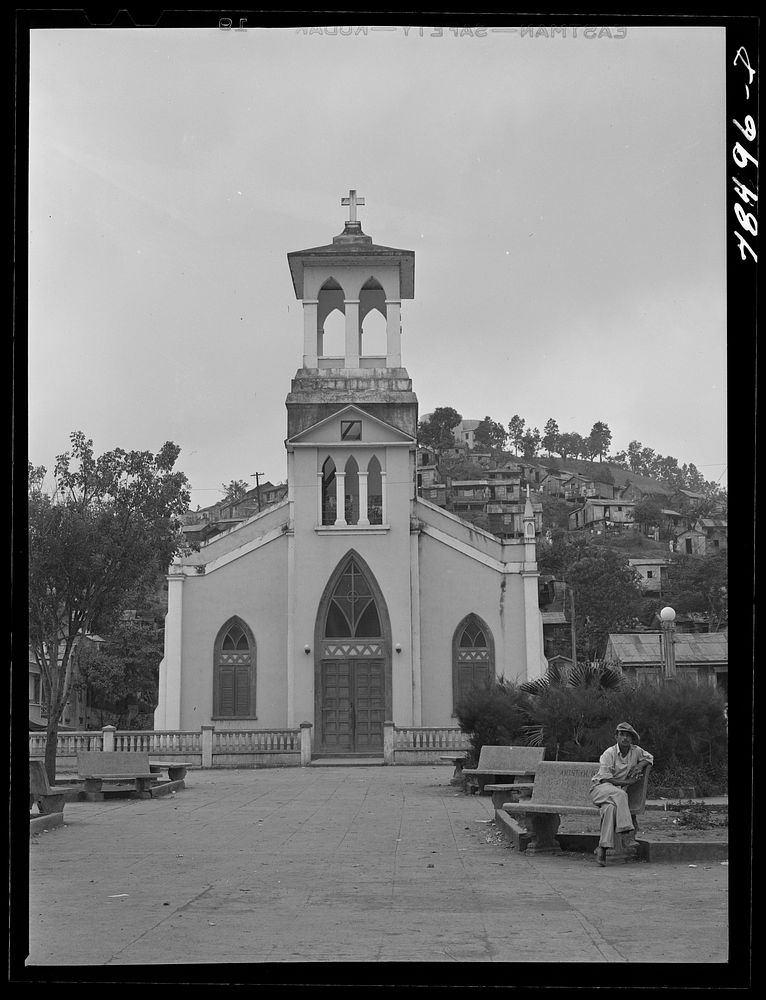 Orocovis, Puerto Rico. The plaza. Sourced from the Library of Congress.