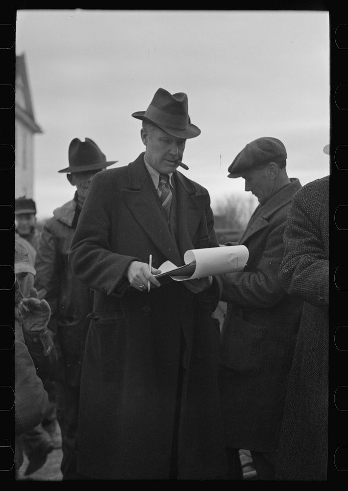 Clerk country auction sale Aledo, Free Photo rawpixel