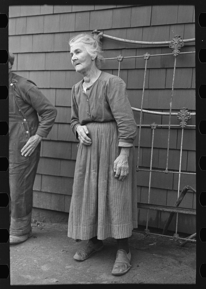 [Untitled photo, possibly related to: Mrs. Andrew Ostermeyer, seventy-six years old, wife of homesteader, Woodbury County…