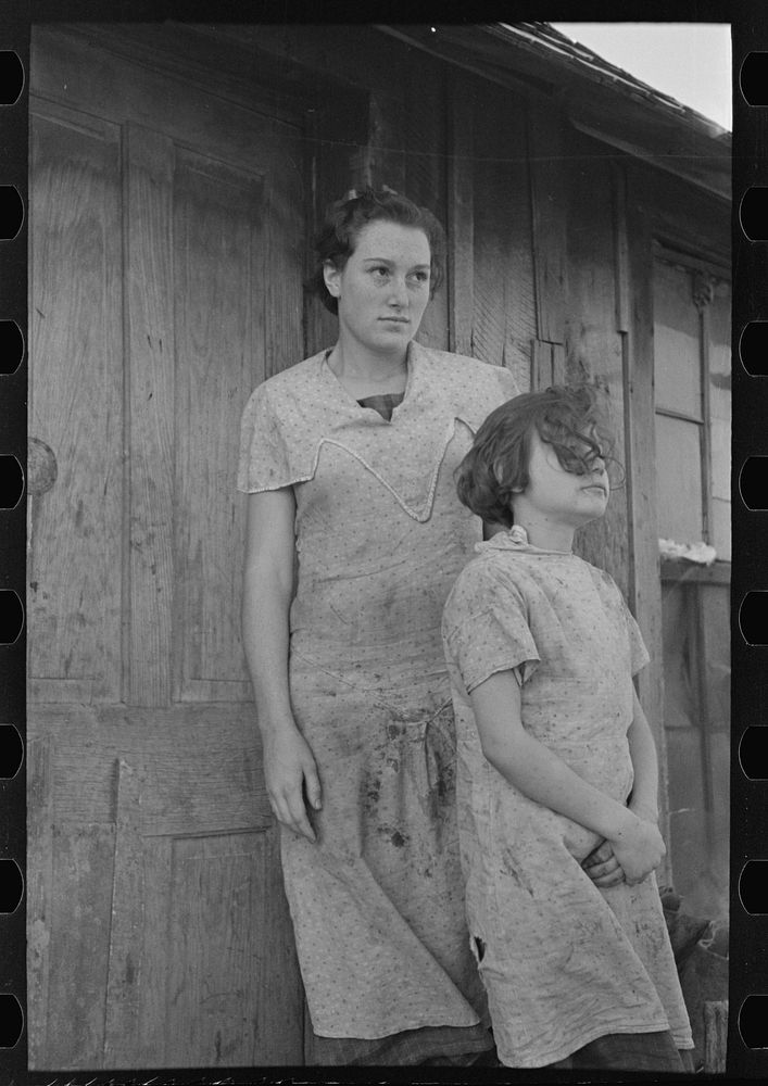 [Untitled photo, possibly related to: Two children of John Scott, a hired man living near Ringgold, Iowa] by Russell Lee