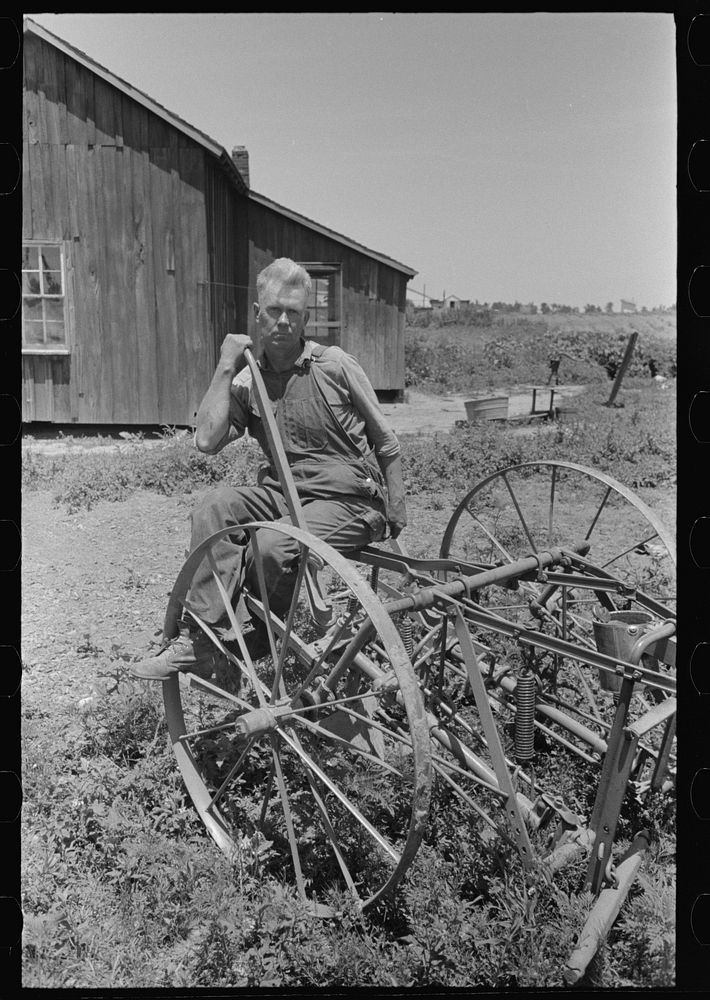 FSA (Farm Security Administration) client | Free Photo - rawpixel