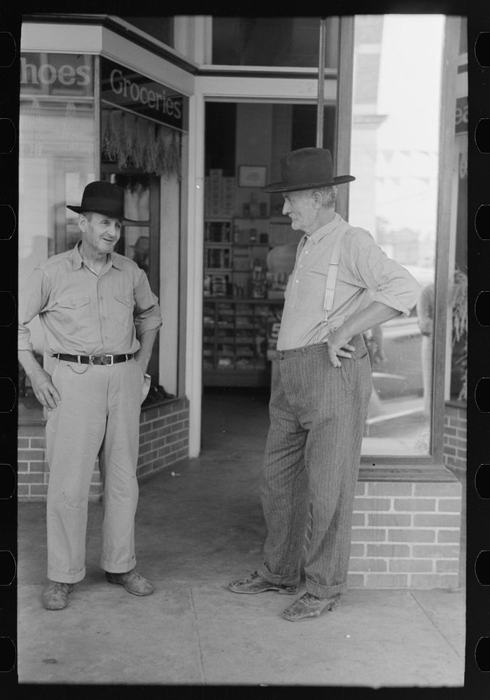 [Untitled photo, possibly related to: Farmers talking in front of old store, Crowley, Louisiana] by Russell Lee