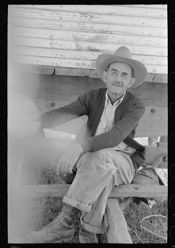[Untitled photo, possibly related to: Foreman of sugarcane plantation near New Iberia, Louisiana] by Russell Lee