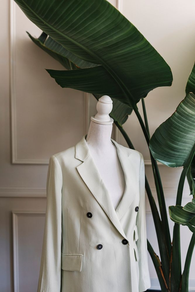 White blazer on a pinnable mannequin