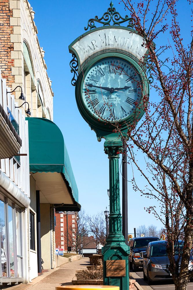 It&rsquo;s also an understated war memorial-restored street clock in Niles, Michigan. Original image from Carol M.…