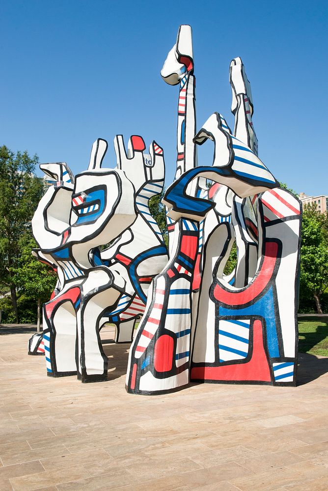 John Dubuffet's "Monument Au Fantome" sculpture in Houston, Texas's Discovery Green Park. Original image from Carol M.…