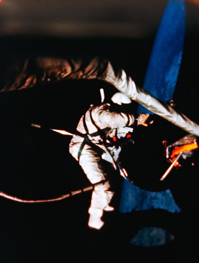 Astronaut Edwin E. Aldrin Jr., pilot of the Gemini-12 spaceflight, performs extravehicular activity (EVA) during the second…