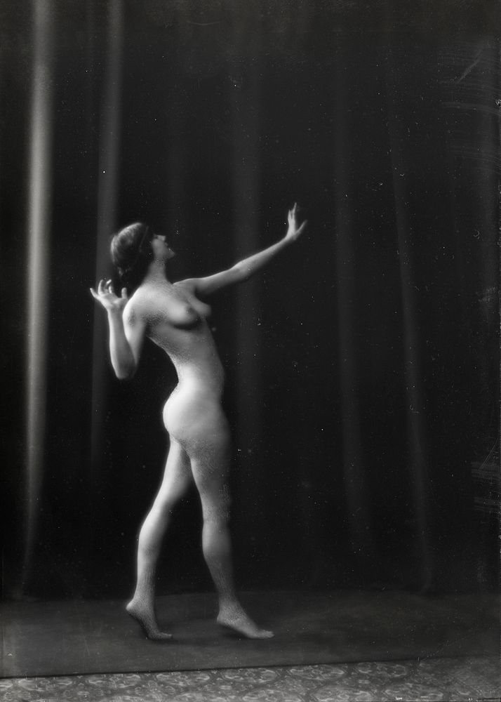 Nude photography of naked woman: Portrait Photograph of Miss Hilda Beyer (1915) by Arnold Genthe. Original from Library of…