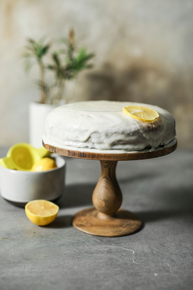 Lemon cake decorated with a slice of fresh lemon