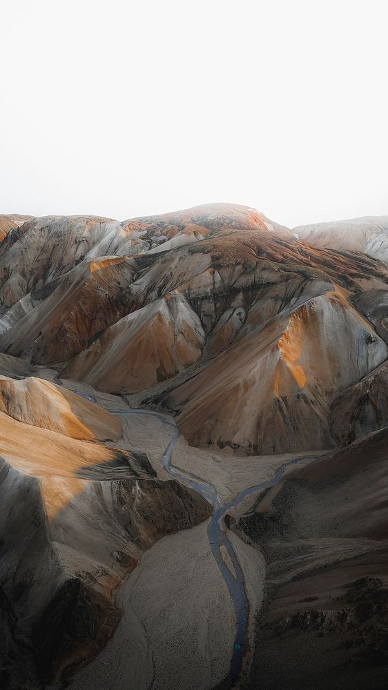 Volcanic mountains Landmannalaugar in Iceland mobile phone wallpaper