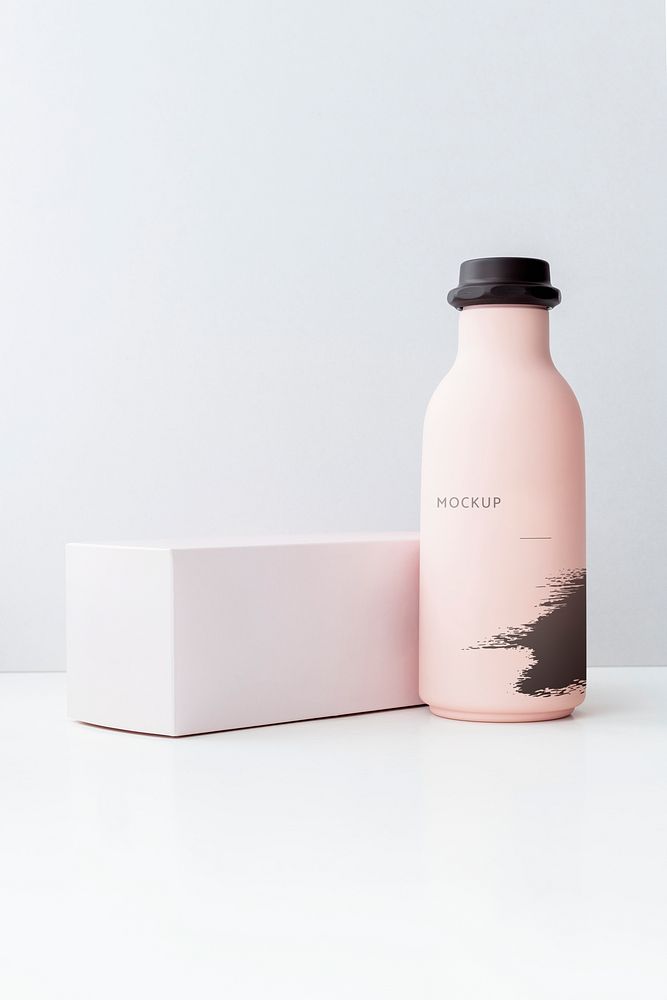 Minimal reusable water bottle mockup design