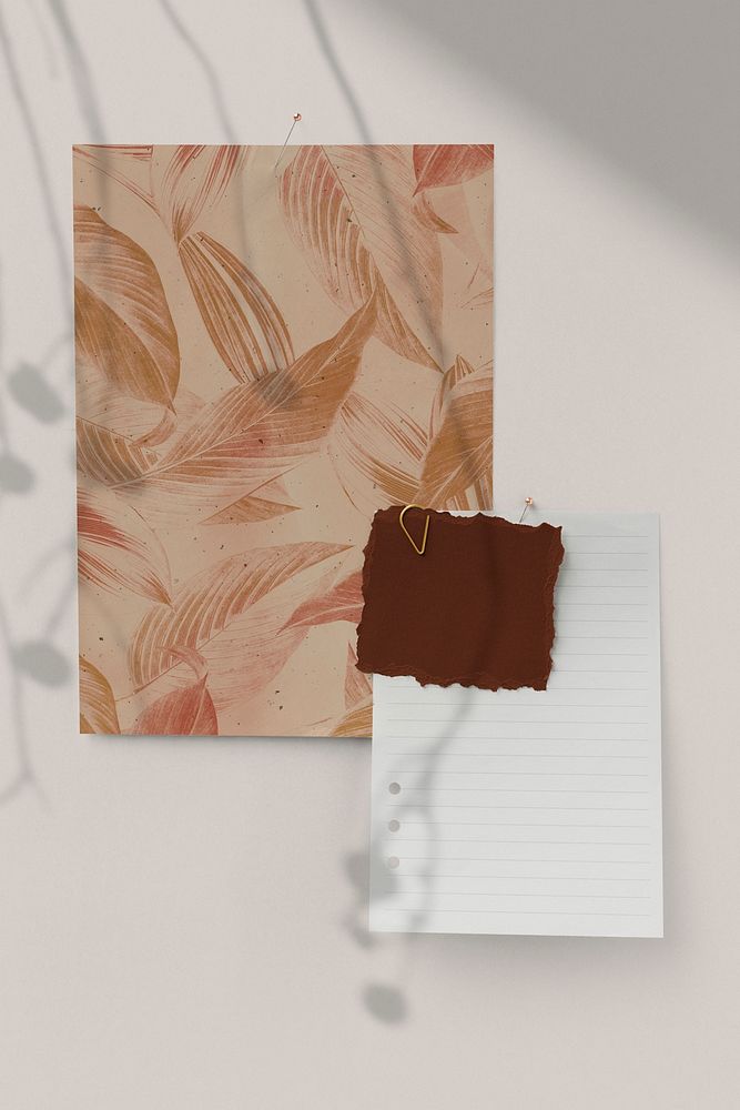 Papers mockup psd, notes pinned on beige wall