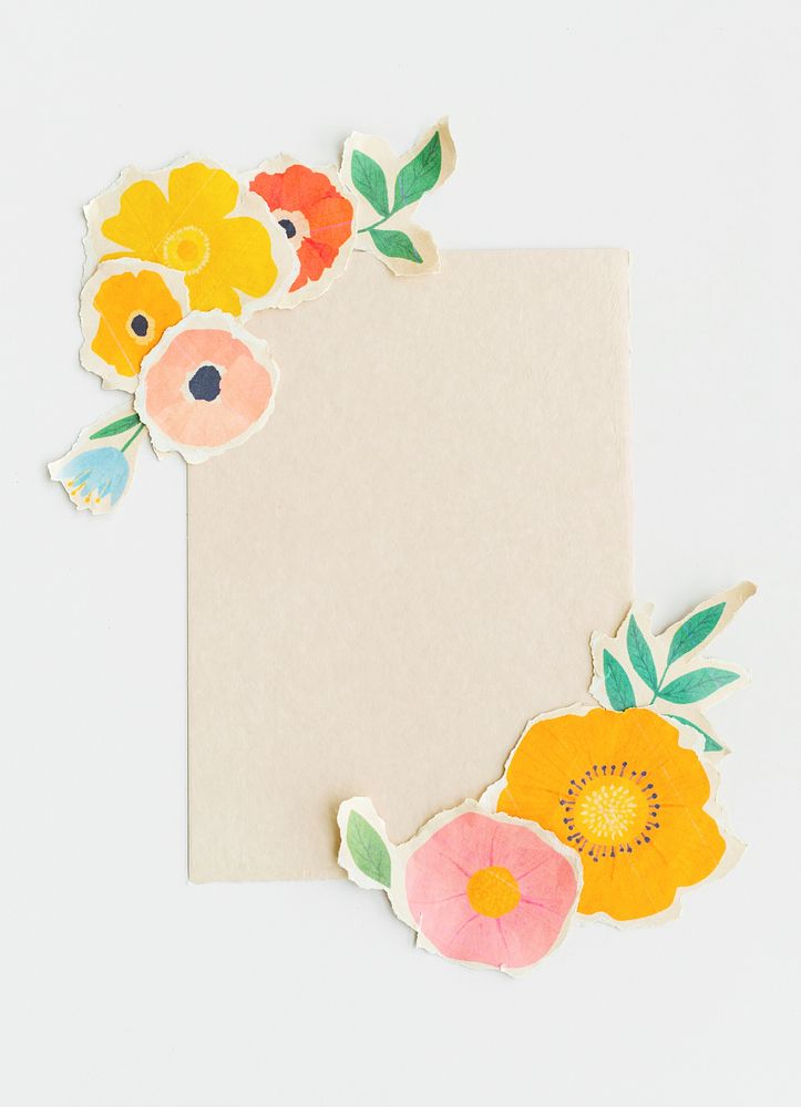 Paper note mockup with paper craft flowers
