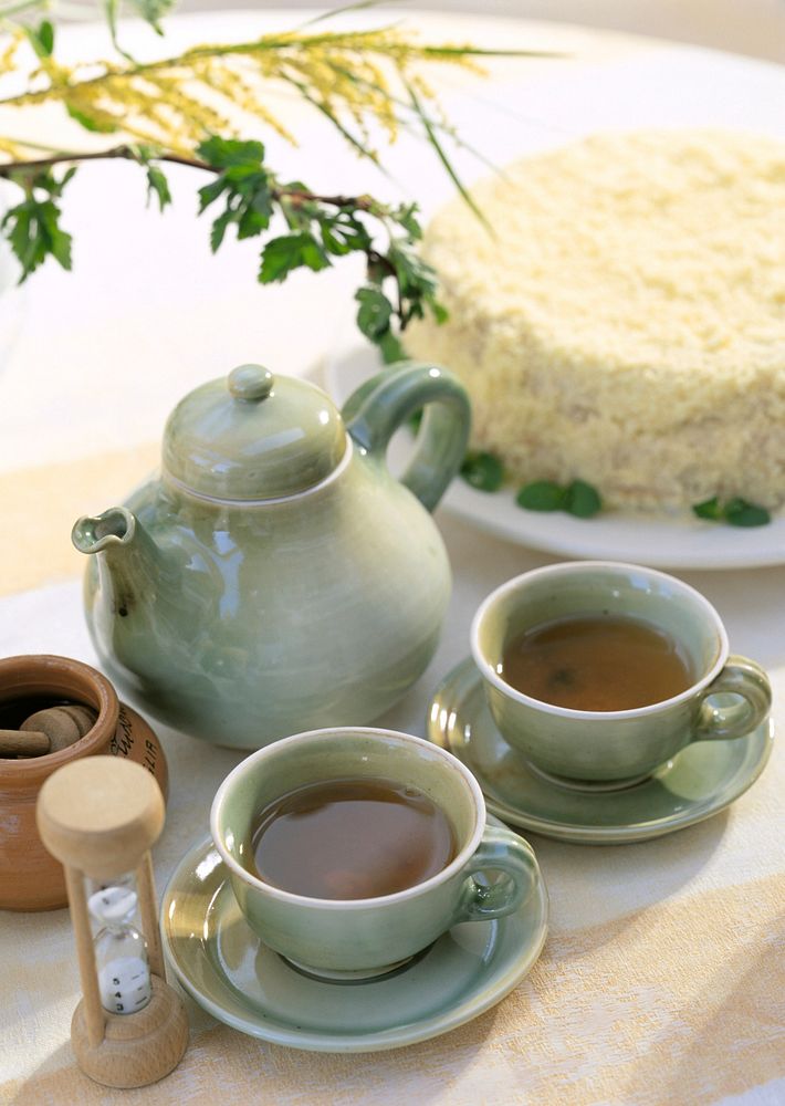 Free green ceramic teapot set public domain CC0 photo.