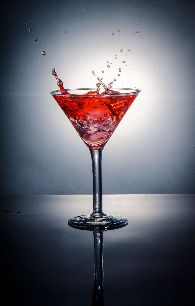 Free martini image, public domain alcohol CC0 photo.