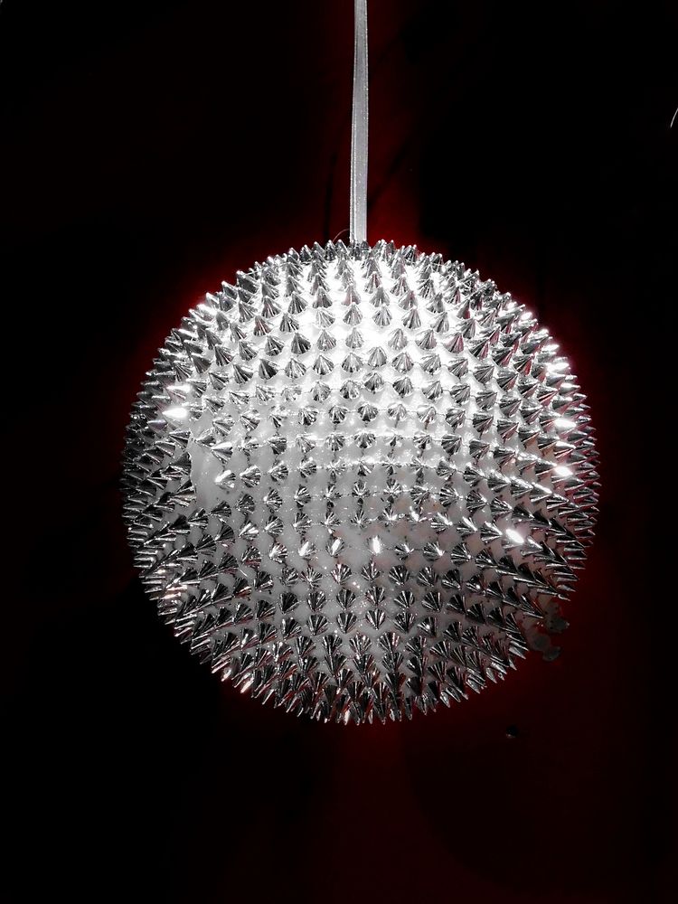 Free mirror ball in nightclub image, public domain party CC0 photo.