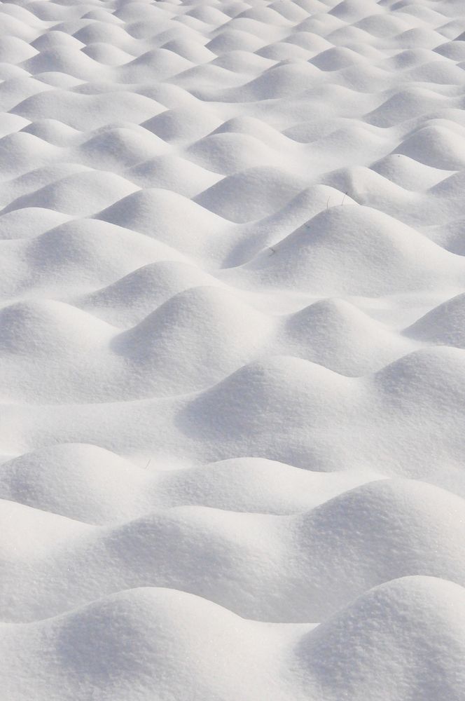 White snow close up, free public domain CC0 photo