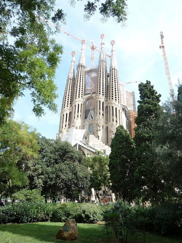 Free Sagrada Familia, Barcelona, Spain photo, public domain architecture CC0 image.