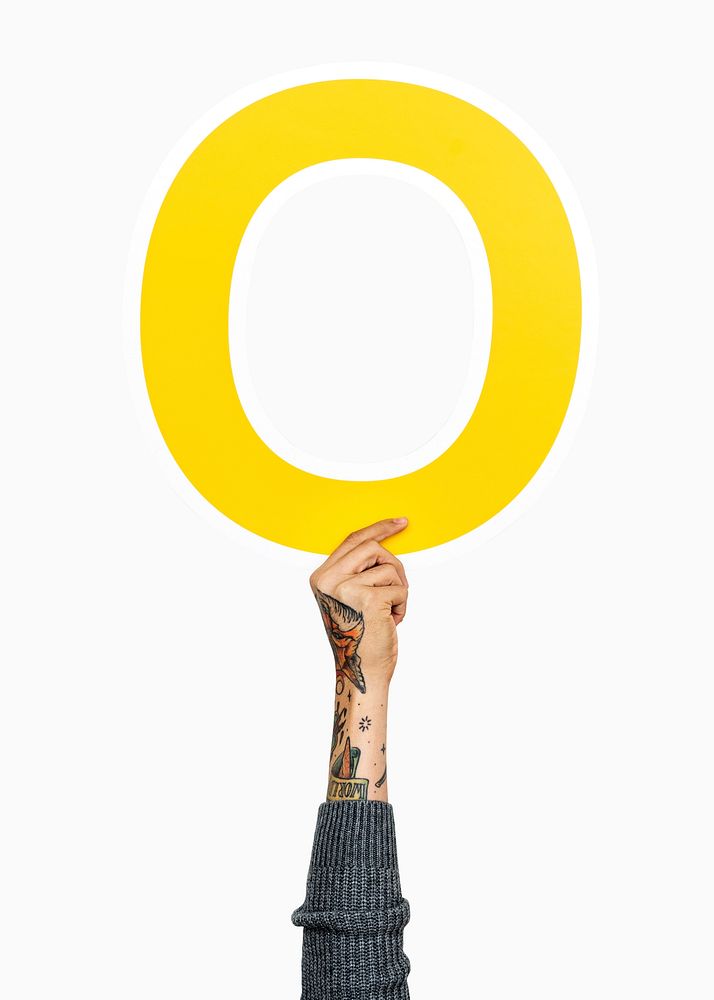 Hand holding letter O sign
