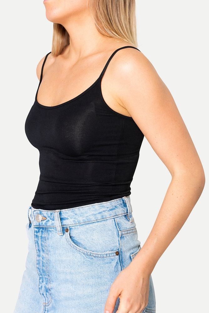 Scoop tank top psd mockup black women&rsquo;s fashion shoot