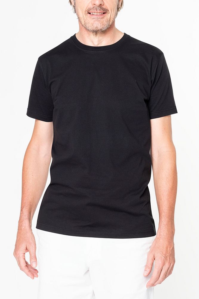 Men&rsquo;s black t-shirt psd mockup apparel on white background