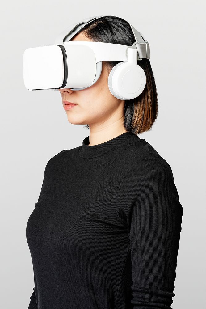 Woman with VR glasses psd mockup futuristic technology