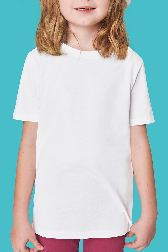 Psd girl's casual white t-shirt mockup
