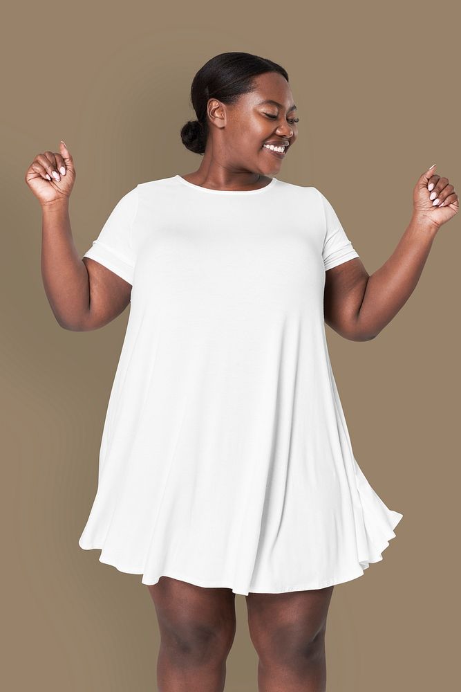 Plus size model white dress apparel mockup psd