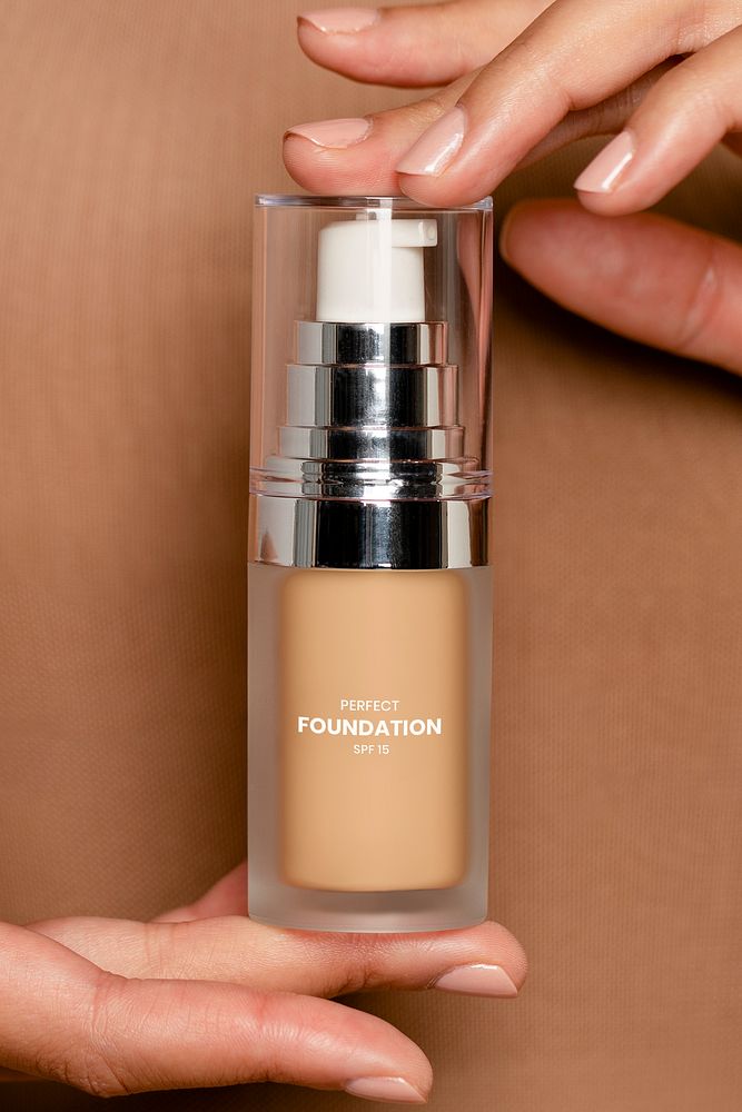 Foundation bottle mockup, beauty product packaging psd