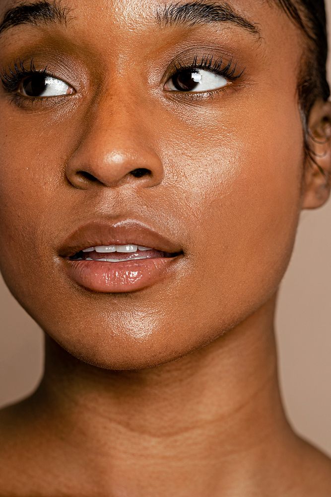 African American woman portrait, beautiful glowing skin