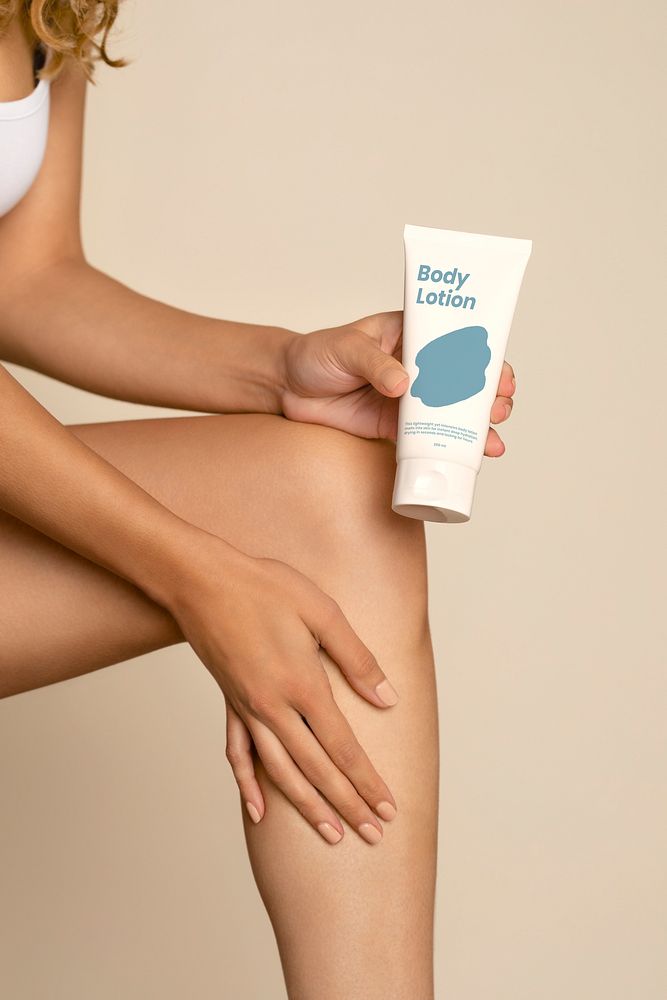 Body lotion tube mockup for moisturized skin psd