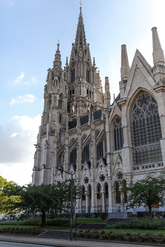 &Eacute;glise Notre Dame De Laeken Bruxelles Side View. Original public domain image from Wikimedia Commons