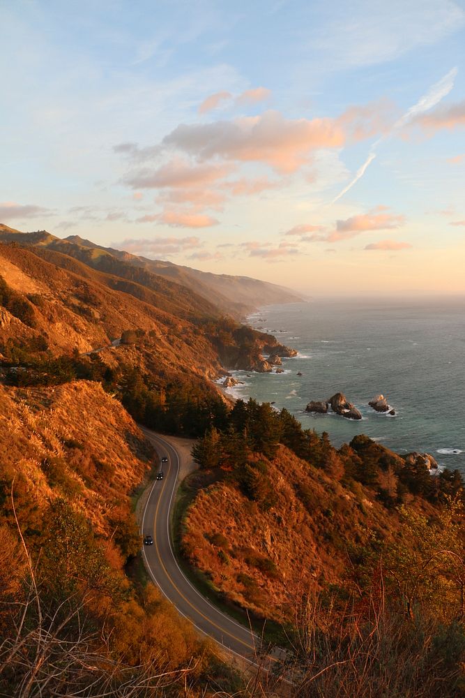 The winding road of the Pacific Coast Highway in Big Sur. Original public domain image from Wikimedia Commons