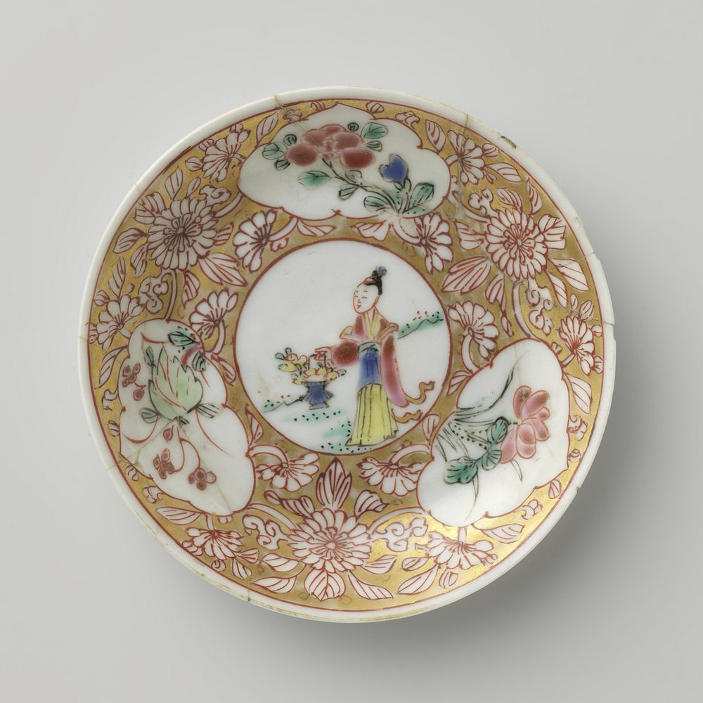 Saucer with a woman with flower basket and flowering plants in panels (c. 1725 - c. 1749) by anonymous